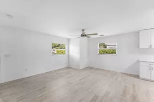 124 Mayfield Rd, Lantana, FL 33462 - Photo 9