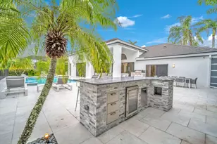 17288 Northway Cir, Boca Raton, FL 33496 - Photo 23