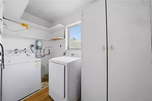 2300 N 57th Terrace, Hollywood, FL 33021 - Photo 19