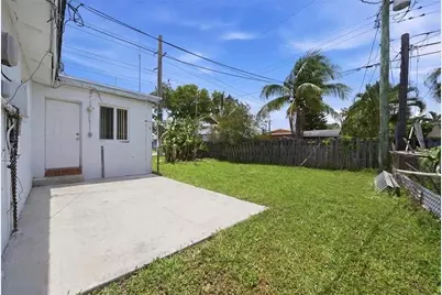 2300 N 57th Terrace, Hollywood, FL 33021 - Photo 11