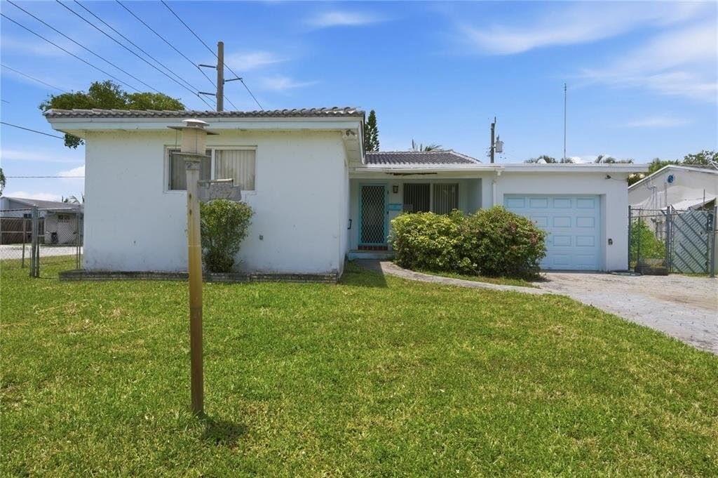 2300 N 57th Terrace - 2300 N 57th Terrace, Hollywood, FL 33021 Luxury Property | Jose Angel Pina