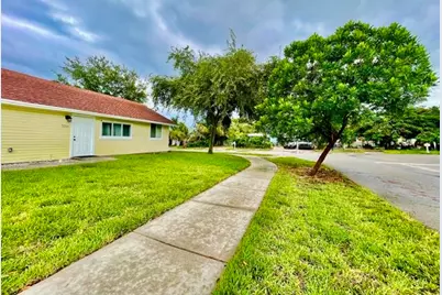 5216 NE 20th Avenue, Pompano Beach, FL 33064 - Photo 15