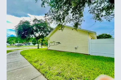 5216 NE 20th Avenue, Pompano Beach, FL 33064 - Photo 13