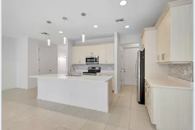 91 Palm Lane, Royal Palm Beach, FL 33411 - Photo 13