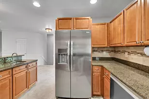 453 NE 1st St, Pompano Beach, FL 33060 - Photo 13