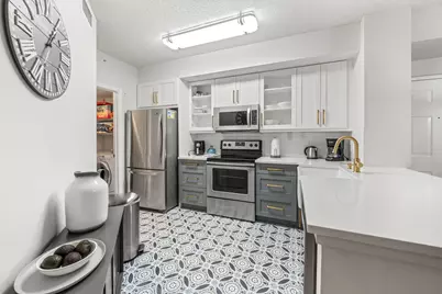 11790 St Andrews Place #Apt 203, Wellington, FL 33414 - Photo 5