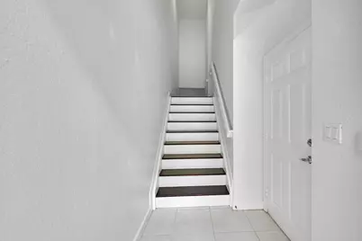 453 NE 1st Street, Pompano Beach, FL 33060 - Photo 3
