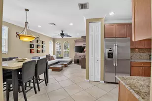 16129 Poppy Seed Cir, Delray Beach, FL 33484 - Photo 9