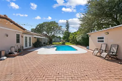 4010 Coral Springs Drive, Coral Springs, FL 33065 - Photo 23