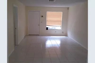 460 Fleming Avenue, Greenacres, FL 33463 - Photo 9