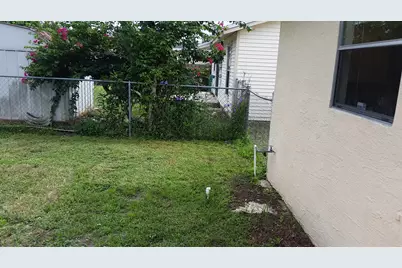 460 Fleming Avenue, Greenacres, FL 33463 - Photo 17