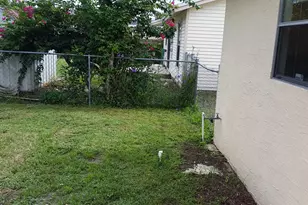 460 Fleming Ave, Greenacres, FL 33463 - Photo 21