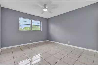 340 NW 19th Street #308, Boca Raton, FL 33432 - Photo 5