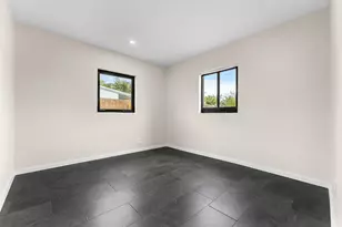 321 NE 59th St, Fort Lauderdale, FL 33334 - Photo 21