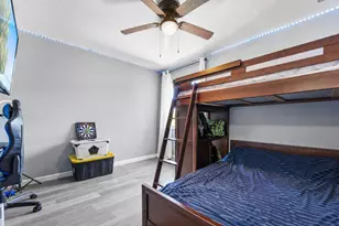 624 NE Bent Paddle Ln, Port Saint Lucie, FL 34983 - Photo 27