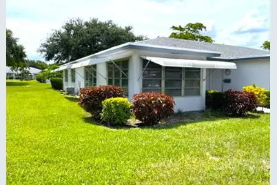 1202 S Drive Circle #A, Delray Beach, FL 33445 - Photo 3