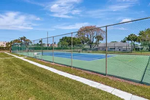 1202 S Drive Cir, Delray Beach, FL 33445 - Photo 33