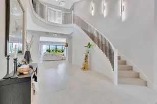 17065 Rainbow Fls Trl, Boca Raton, FL 33496 - Photo 5