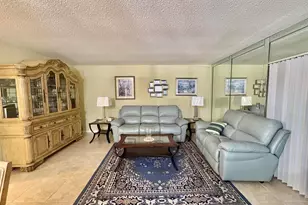 160 Plymouth V, West Palm Beach, FL 33417 - Photo 1