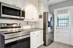 2240 Johnson St, Hollywood, FL 33020 - Photo 21