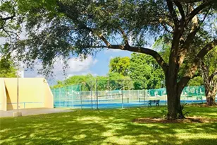 2316 S Cypress Bend Dr, Pompano Beach, FL 33069 - Photo 41