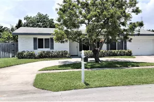 2145 NE 4th Ct, Boca Raton, FL 33431 - Photo 1