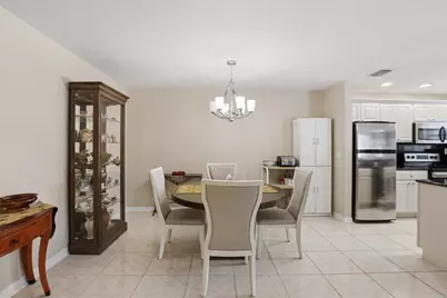 1172 S Drive Circle #B, Delray Beach, FL 33445 - Photo 9