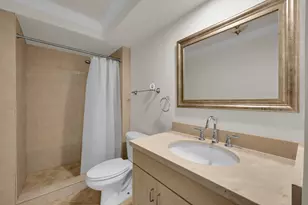 490 NW 20th St, Boca Raton, FL 33431 - Photo 17