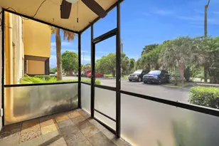 490 NW 20th St, Boca Raton, FL 33431 - Photo 3