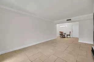 490 NW 20th St, Boca Raton, FL 33431 - Photo 11