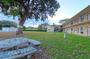 2621 Grant St, Hollywood, FL 33020 - Photo 9