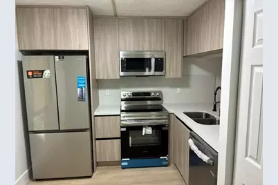 10401 W Broward Boulevard #405, Plantation, FL 33324 - Photo 5