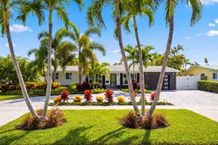 765 Lagoon Dr, North Palm Beach, FL 33408 - Photo 1