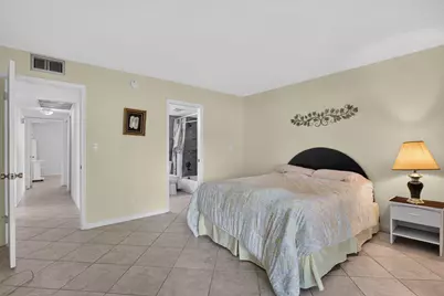 2006 Granada Drive #J1, Coconut Creek, FL 33066 - Photo 9