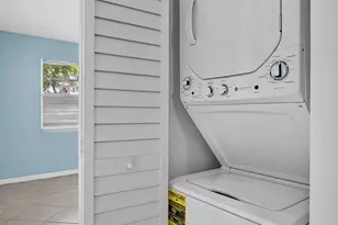 2006 Granada Dr, Coconut Creek, FL 33066 - Photo 23