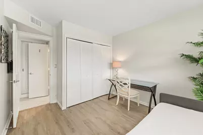 68 Yacht Club Drive #20, North Palm Beach, FL 33408 - Photo 11