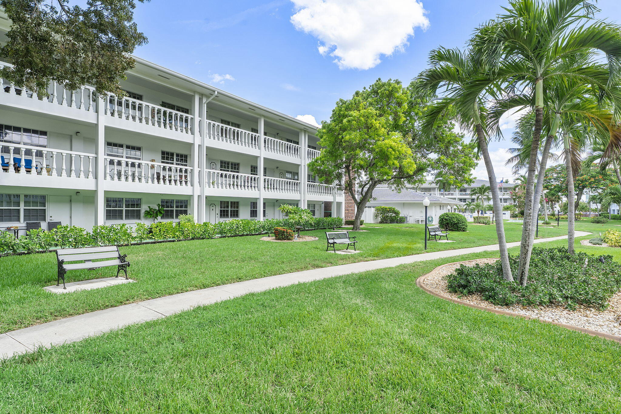 5208 NE 24th Terrace #F124 - 5208 NE 24th Terrace #F124, Fort Lauderdale, FL 33308 Luxury Property | Jose Angel Pina