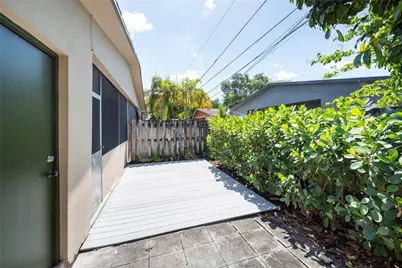 930 Mandarin Isle, Fort Lauderdale, FL 33315 - Photo 23