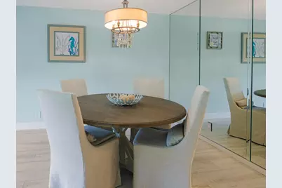 5560 Tamberlane Circle #324, Palm Beach Gardens, FL 33418 - Photo 11
