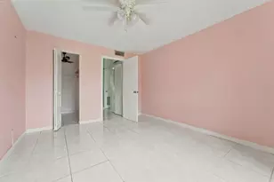 9641 Sunrise Lakes Blvd, Sunrise, FL 33322 - Photo 15