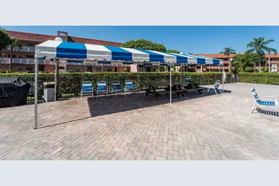 9641 Sunrise Lakes Boulevard #208, Sunrise, FL 33322 - Photo 29