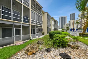 2600 Diana Dr, Hallandale Beach, FL 33009 - Photo 19
