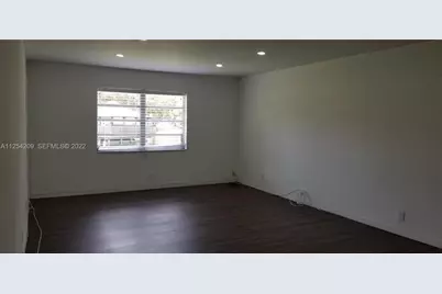 5170 SW 40th Avenue #8E, Dania Beach, FL 33314 - Photo 9