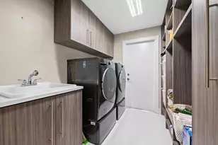 [Address not provided], Pembroke Pines, FL 33027 - Photo 27