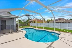2320 SW Madrid Rd, Port Saint Lucie, FL 34953 - Photo 29