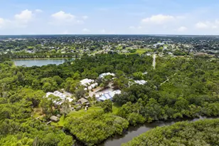 1812 SE Hideaway Cir, Port Saint Lucie, FL 34952 - Photo 37