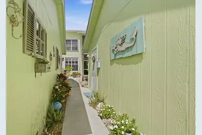 1812 SE Hideaway Circle, Port Saint Lucie, FL 34952 - Photo 7