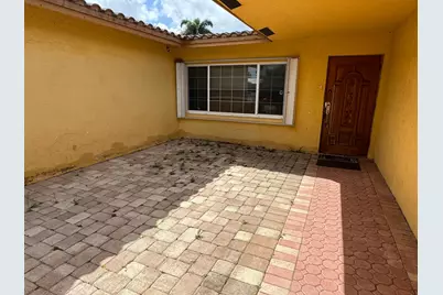 2180 NW 93rd Avenue, Pembroke Pines, FL 33024 - Photo 3