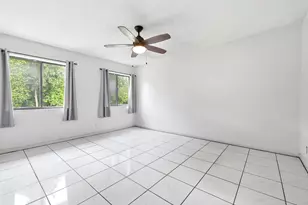 120 Sunshine Blvd, Royal Palm Beach, FL 33411 - Photo 11