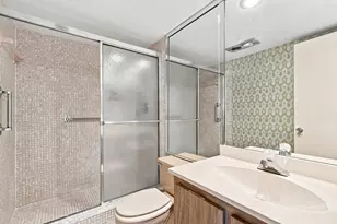555 Oaks Ln, Pompano Beach, FL 33069 - Photo 17